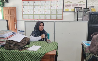 MTs NURUL HIDAYAH GELAR RAPAT PERSIAPAN HARI SANTRI NASIONAL DAN LOMBA BULAN BAHASA