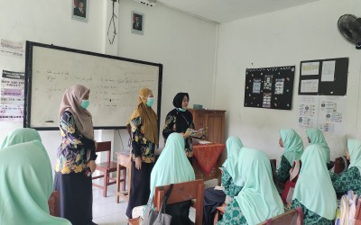 MTs NURUL HIDAYAH GELAR PEMERIKSAAN KESEHATAN GRATIS BERSAMA PUSKESMAS KETAPANG